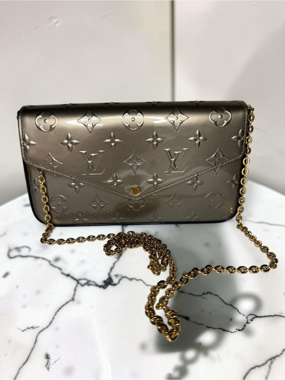 Louis Vuitton Monogram Vernis Metallic Pochette Felicie